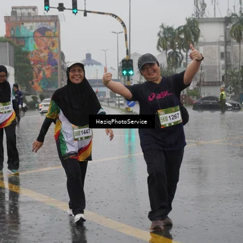 Runner Photo 7739430