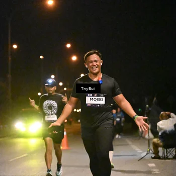 Runner Photo 7739459