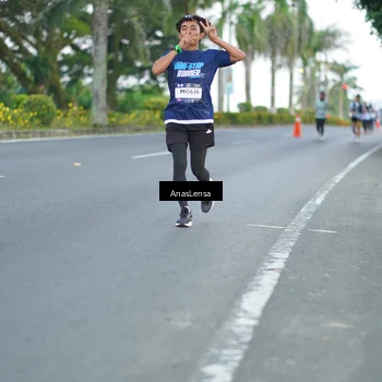Runner Photo 7739470