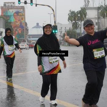 Runner Photo 7739473