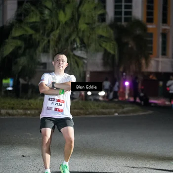 Runner Photo 7739474