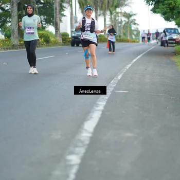 Runner Photo 7739511