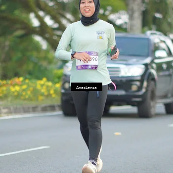 Runner Photo 7739525