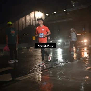 Runner Photo 7739548