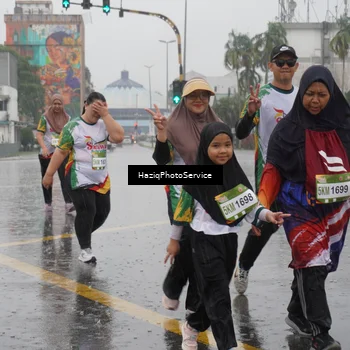 Runner Photo 7739579