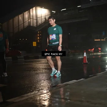 Runner Photo 7739582
