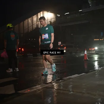 Runner Photo 7739596