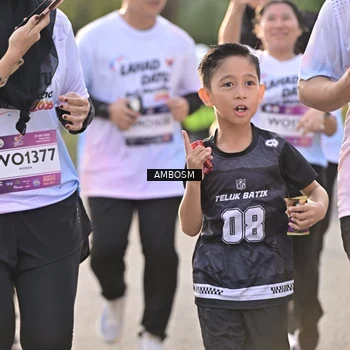 Runner Photo 7739598