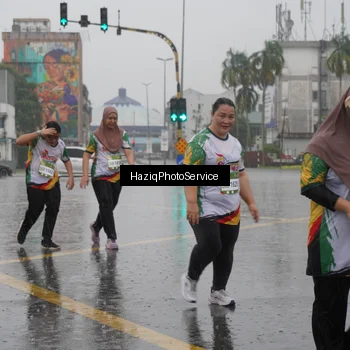 Runner Photo 7739600