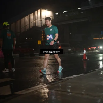 Runner Photo 7739615
