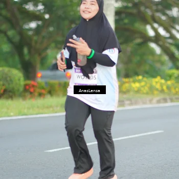 Runner Photo 7739650