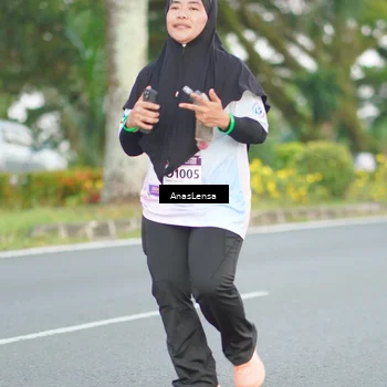 Runner Photo 7739653