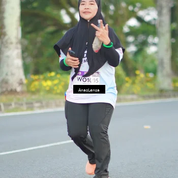 Runner Photo 7739669
