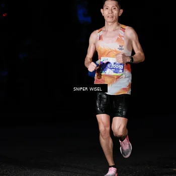 Runner Photo 7739672