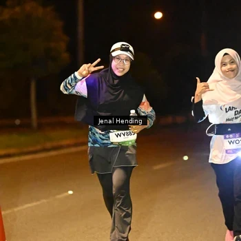 Runner Photo 7739690