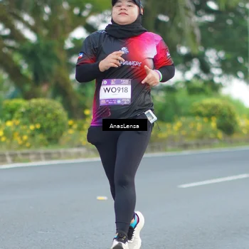 Runner Photo 7739711