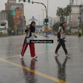 Runner Photo 7739718