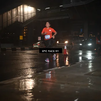 Runner Photo 7739725