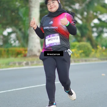 Runner Photo 7739737