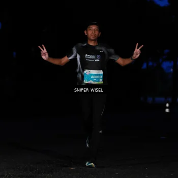 Runner Photo 7739742