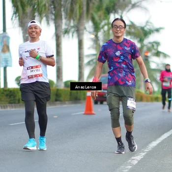 Runner Photo 7739751