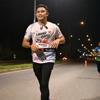 Runner Photo 7739762