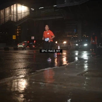Runner Photo 7739780