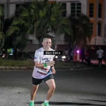 Runner Photo 7739790