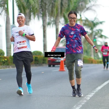 Runner Photo 7739827