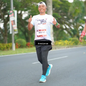 Runner Photo 7739884