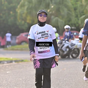 Runner Photo 7739888