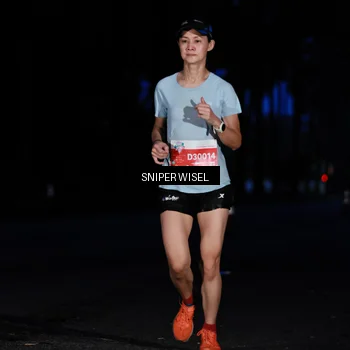 Runner Photo 7739892