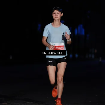 Runner Photo 7739897