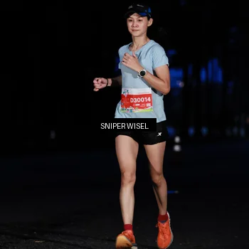 Runner Photo 7739900