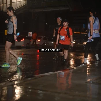Runner Photo 7739904