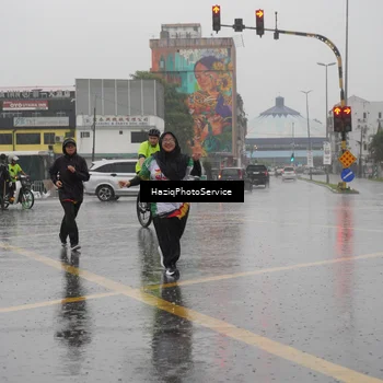 Runner Photo 7739916