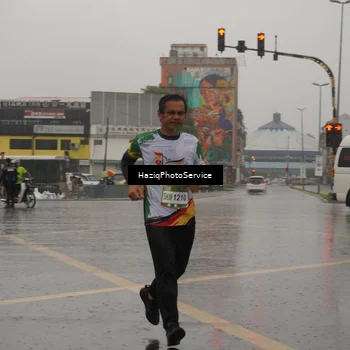 Runner Photo 7739940