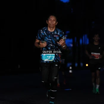 Runner Photo 7739941