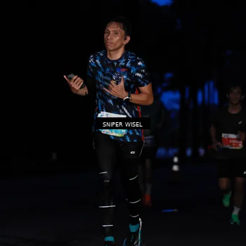 Runner Photo 7739952