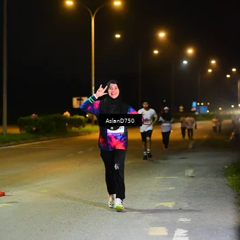 Runner Photo 7739960