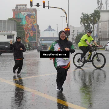 Runner Photo 7739963