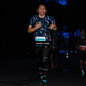 Runner Photo 7739968