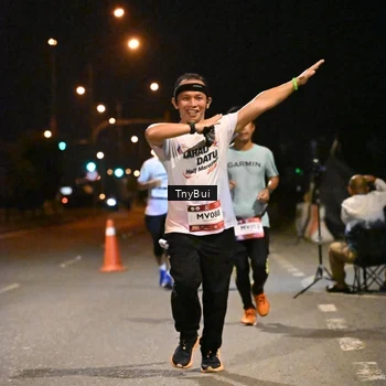 Runner Photo 7739980