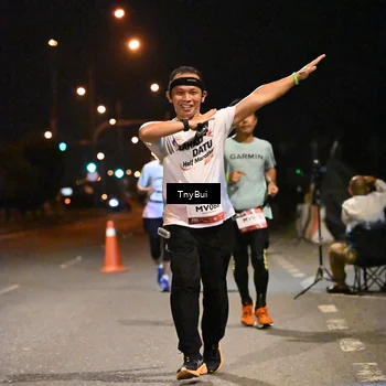 Runner Photo 7739984