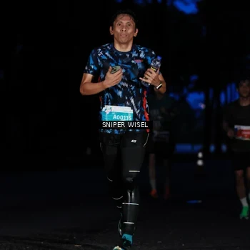 Runner Photo 7739986