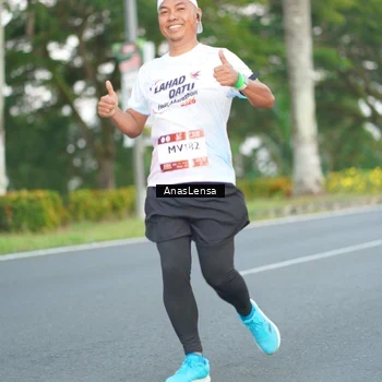 Runner Photo 7739987