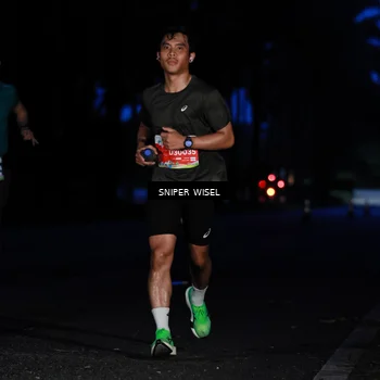Runner Photo 7740016