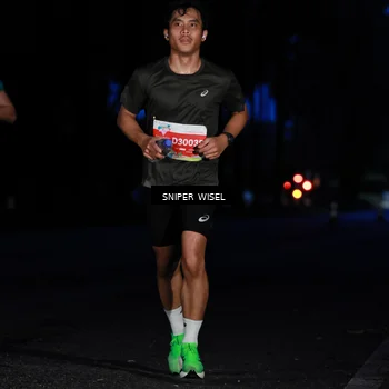 Runner Photo 7740020