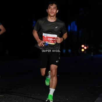 Runner Photo 7740030