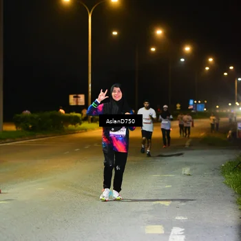 Runner Photo 7740031